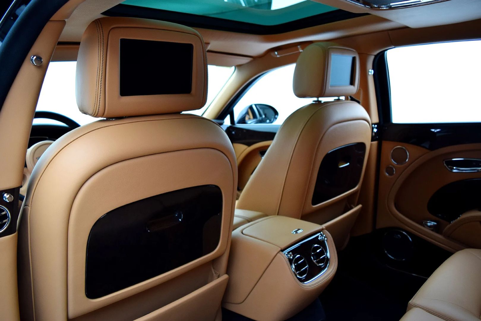 Bentley promotion — IMG_0378